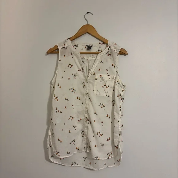 Eddie Bauer Teepee Print Button-Front Tank - Size Large - Picture 3 of 12